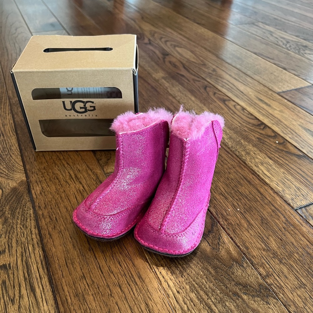 UGG Glitter Boot, Infant Small 2/3, 6-12 Months